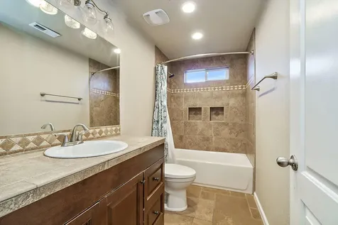 1034 NE Savage Street Grants Pass OR 97526