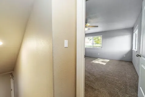 1034 NE Savage Street Grants Pass OR 97526