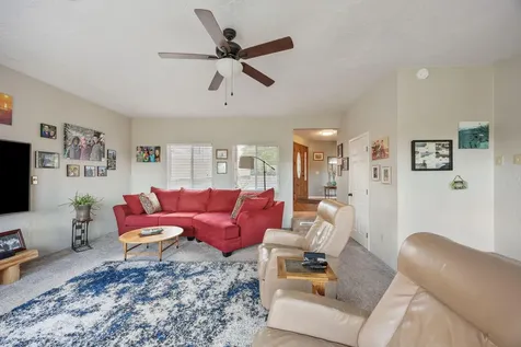 3233 Sycamore Way Medford OR 97504