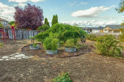 3233 Sycamore Way Medford OR 97504