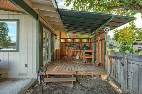3233 Sycamore Way Medford OR 97504