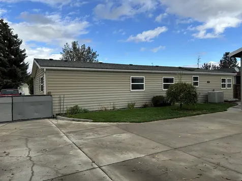 1740 NW Fir Avenue Redmond OR 97756