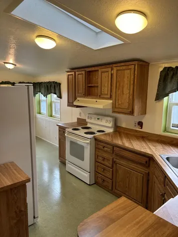 1740 NW Fir Avenue Redmond OR 97756