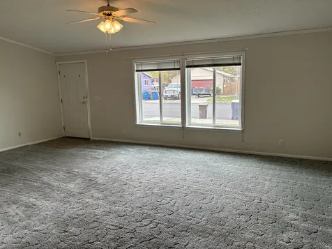 1729 NW Fir Avenue Redmond OR 97756