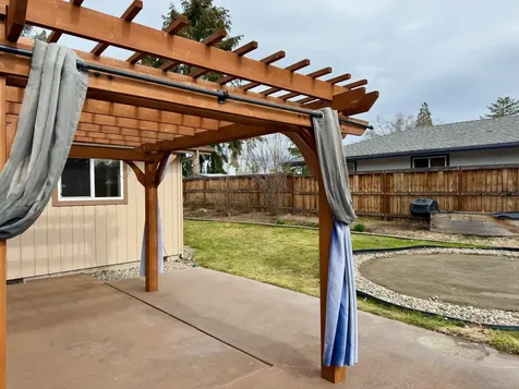 1800 Serenity Drive Medford OR 97504