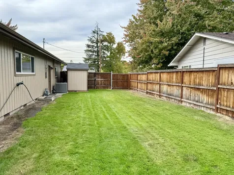 1800 Serenity Drive Medford OR 97504