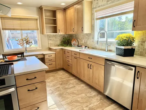 1800 Serenity Drive Medford OR 97504