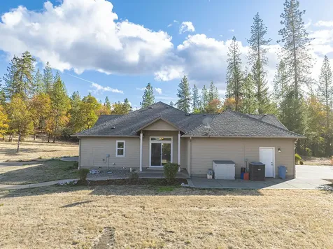 260 Pleasantville Way Grants Pass OR 97526
