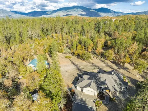 260 Pleasantville Way Grants Pass OR 97526