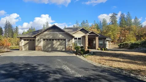 260 Pleasantville Way Grants Pass OR 97526