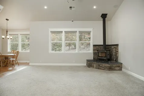 260 Pleasantville Way Grants Pass OR 97526