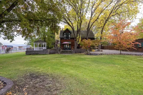 2281 Ross Lane Medford OR 97501