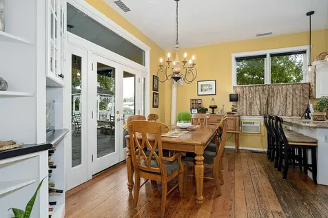 2281 Ross Lane Medford OR 97501