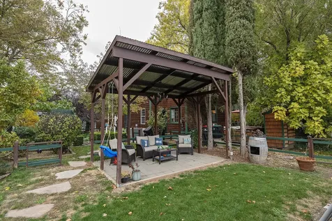 2281 Ross Lane Medford OR 97501