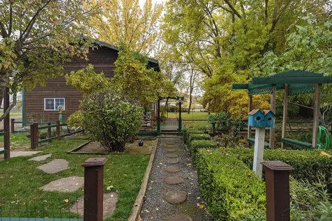 2281 Ross Lane Medford OR 97501