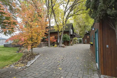 2281 Ross Lane Medford OR 97501