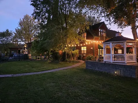 2281 Ross Lane Medford OR 97501