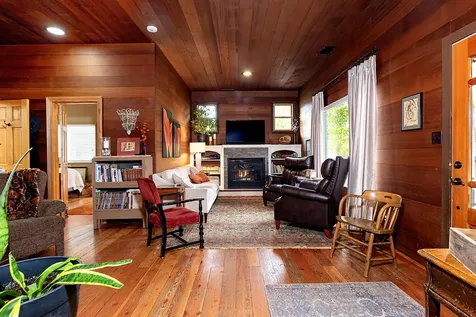 2281 Ross Lane Medford OR 97501