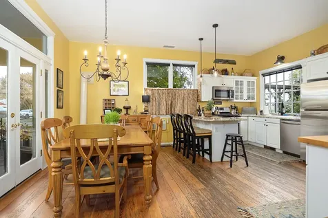 2281 Ross Lane Medford OR 97501