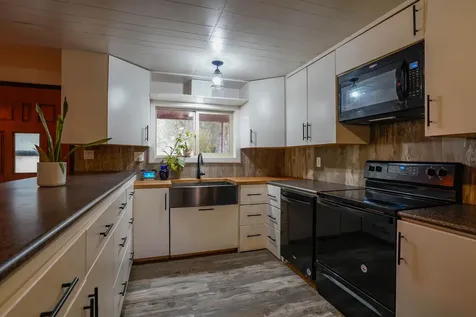 10852 Highway 66 Klamath Falls OR 97601