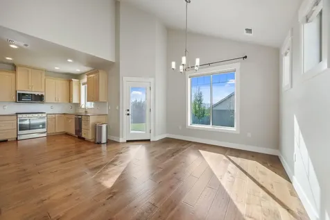4409 Merlot Court Medford OR 97504
