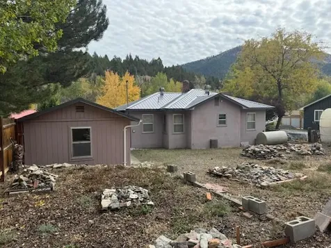205 N Humbolt Street Canyon City OR 97820