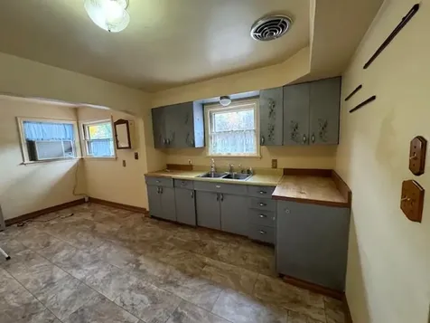 205 N Humbolt Street Canyon City OR 97820