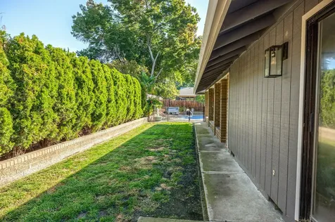 2457 Pinebrook Circle Medford OR 97504