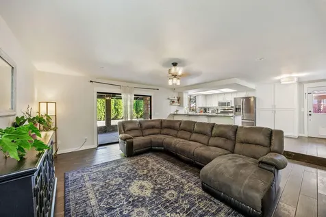 2457 Pinebrook Circle Medford OR 97504