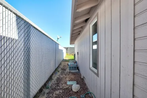 1066 Glengrove Avenue Central Point OR 97502