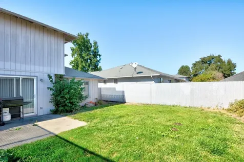 1066 Glengrove Avenue Central Point OR 97502