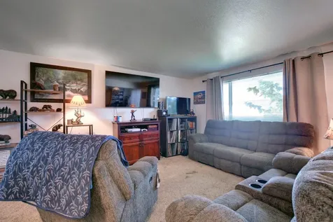1066 Glengrove Avenue Central Point OR 97502