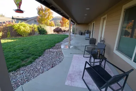 2088 Jasmine Avenue Medford OR 97501