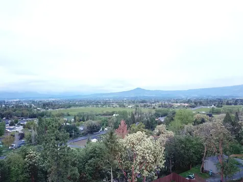 2088 Jasmine Avenue Medford OR 97501