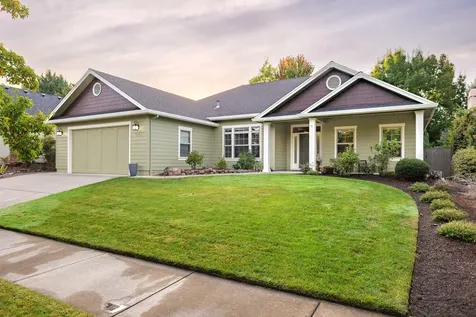 3651 Fieldbrook Avenue Medford OR 97504