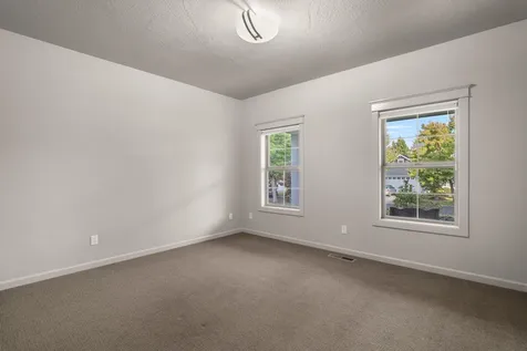 3651 Fieldbrook Avenue Medford OR 97504
