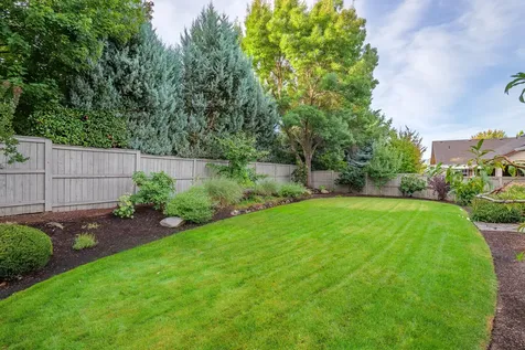 3651 Fieldbrook Avenue Medford OR 97504