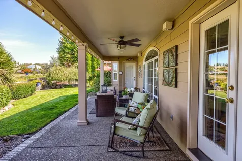 494 Robert Trent Jones Boulevard Eagle Point OR 97524