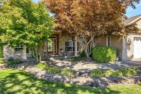 494 Robert Trent Jones Boulevard Eagle Point OR 97524