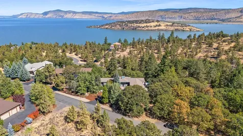10109 Cinnamon Teal Drive Klamath Falls OR 97601