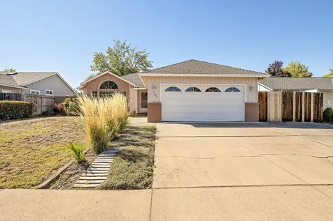 1752 Louise Avenue Medford OR 97501