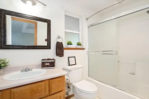 1752 Louise Avenue Medford OR 97501
