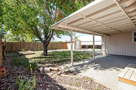 1752 Louise Avenue Medford OR 97501