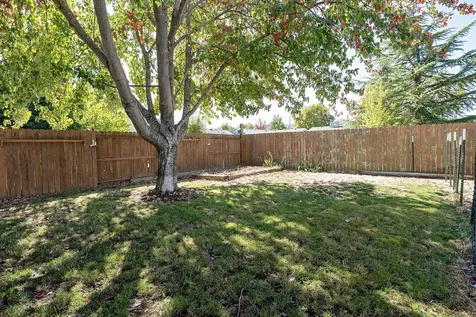 1752 Louise Avenue Medford OR 97501