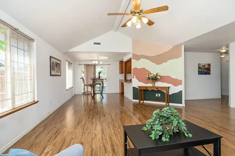 1752 Louise Avenue Medford OR 97501