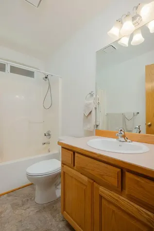 1739 SW 27th Street Redmond OR 97756
