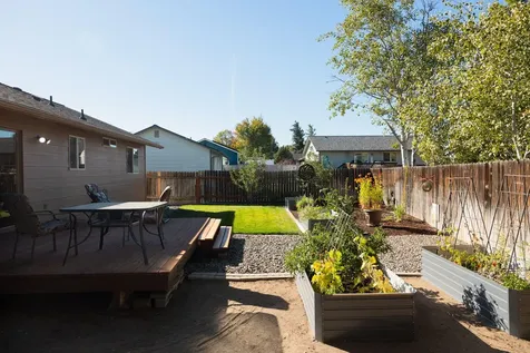 1739 SW 27th Street Redmond OR 97756