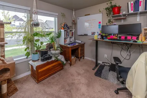 2424 NW Hazelwood Avenue Redmond OR 97756