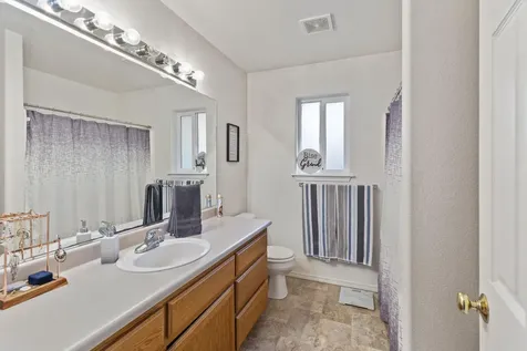 2921 Galaxy Way Grants Pass OR 97527