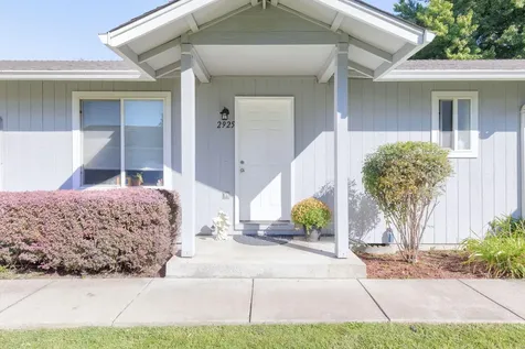 2921 Galaxy Way Grants Pass OR 97527